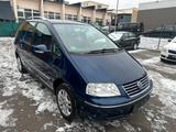 Volkswagen Sharan 2.0 TDI Highline*6Gang*Navi*Leder*PDC* - gebrauchte VW Sharan aus dem Jahr 2006