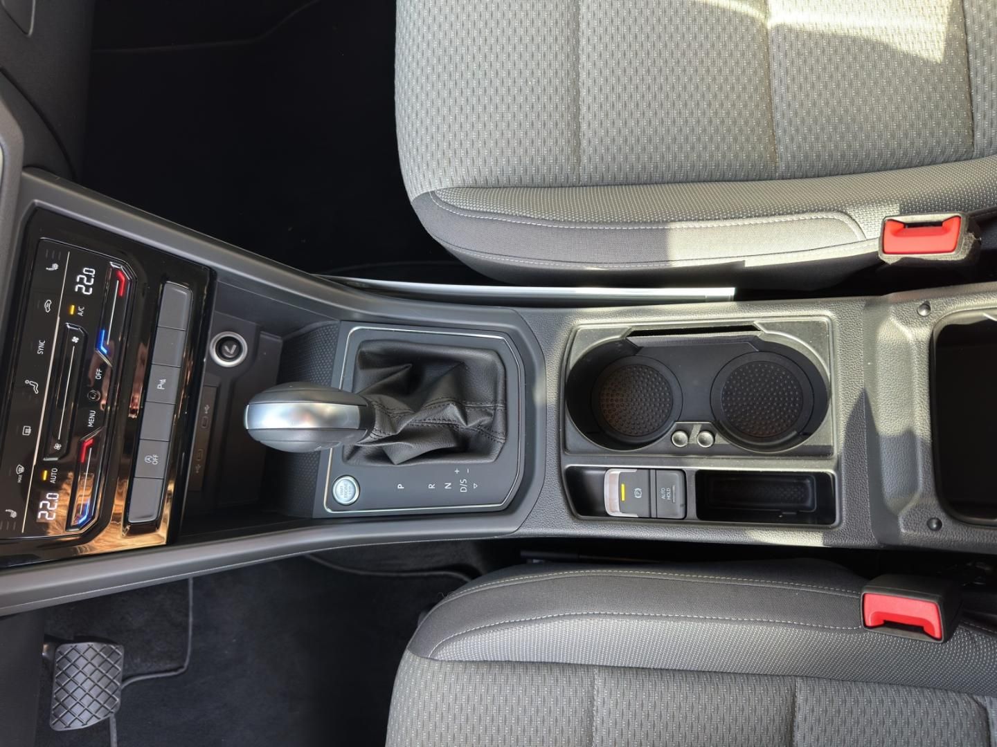 Fahrzeugabbildung Volkswagen Touran Comfortline 1.5 TSI-DSG,7-Sitzer,Rückf.-K