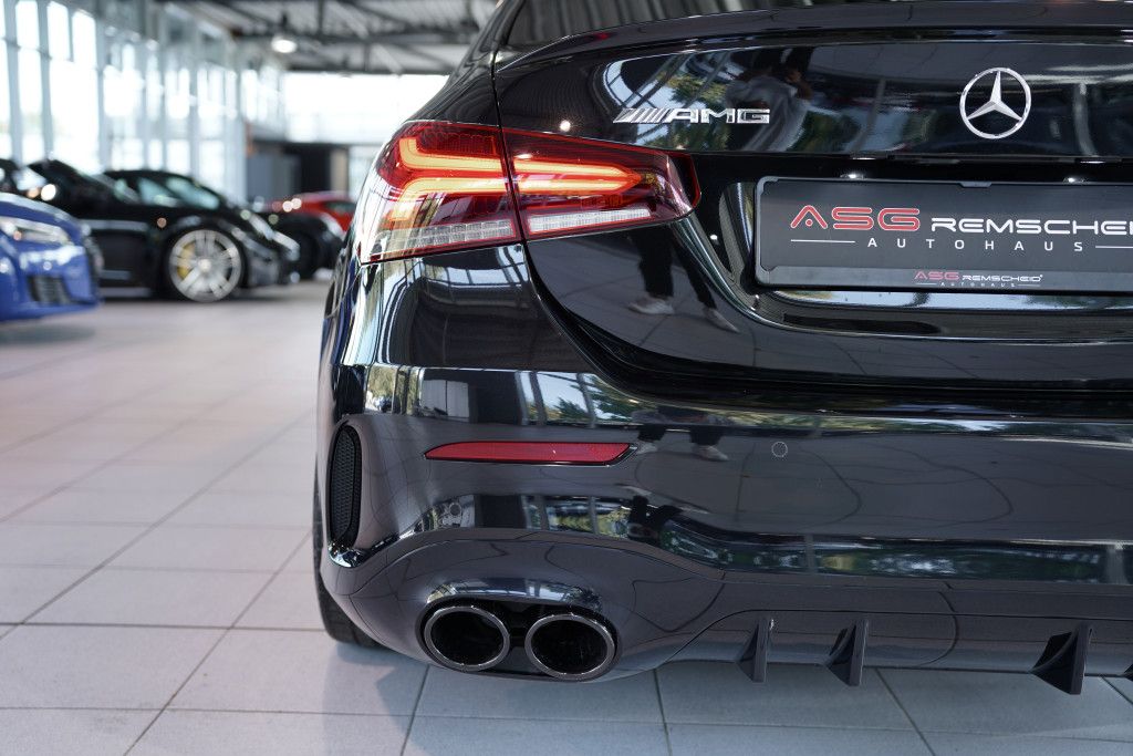 Mercedes Benz A 35 Amg