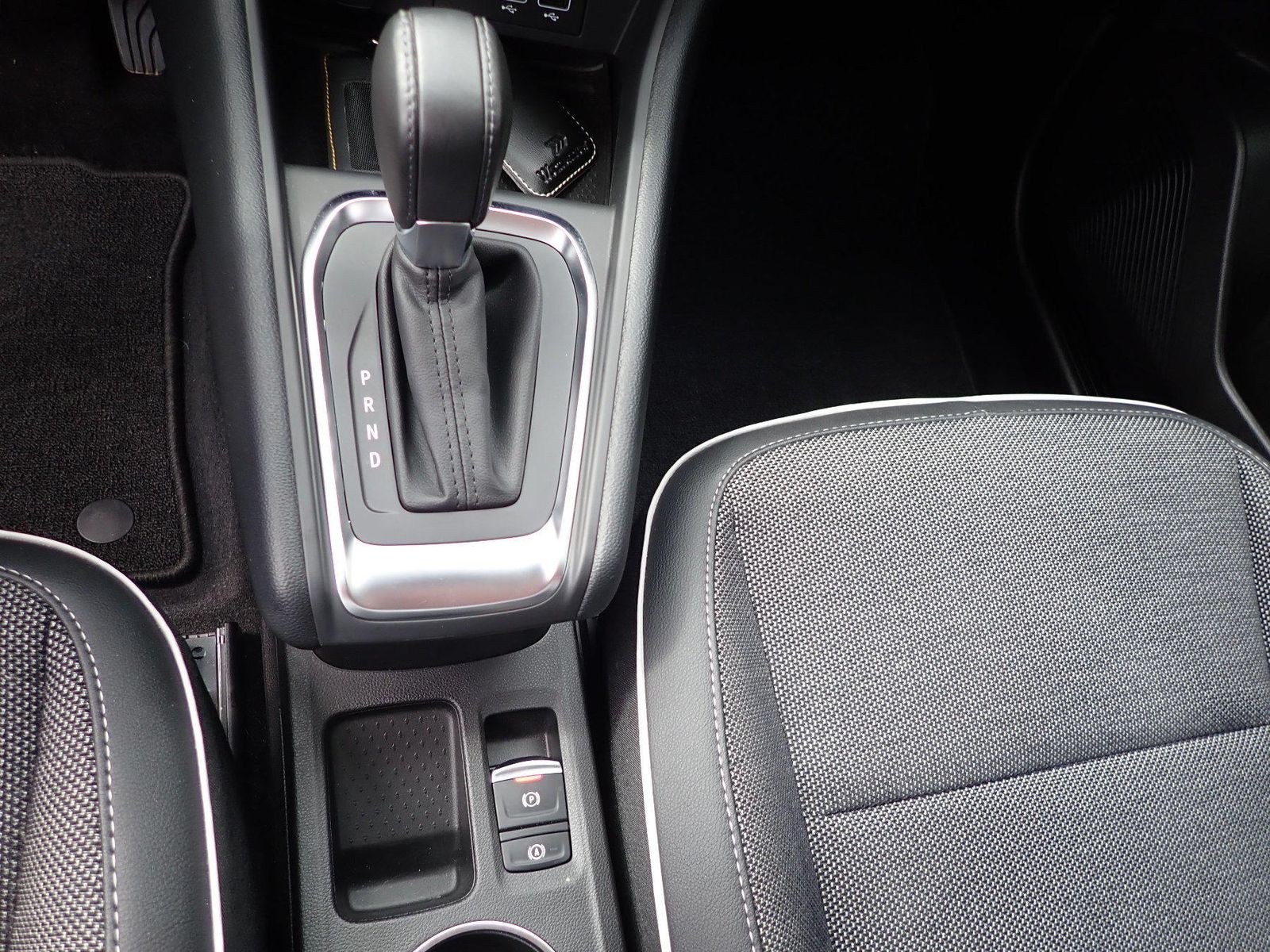 Fahrzeugabbildung Renault Captur II Intens TCe 140