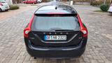 Volvo V60 D3 Geartronic Kinetic 8-Fachbereift  - Volvo V60 Kinetic mit Diesel-Antrieb