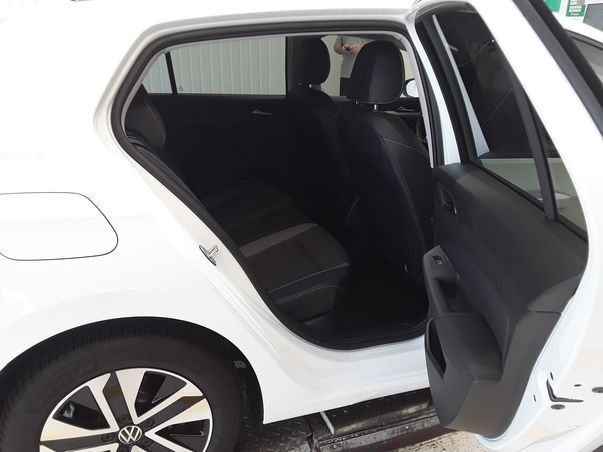 Volkswagen Golf - Bild 6
