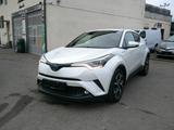Toyota C-HR Hybrid Club Navi Kamera Tot-W.Ass 15J Garan - Toyota C-HR Club mit Hybrid-Antrieb (Benzin/Elektro)