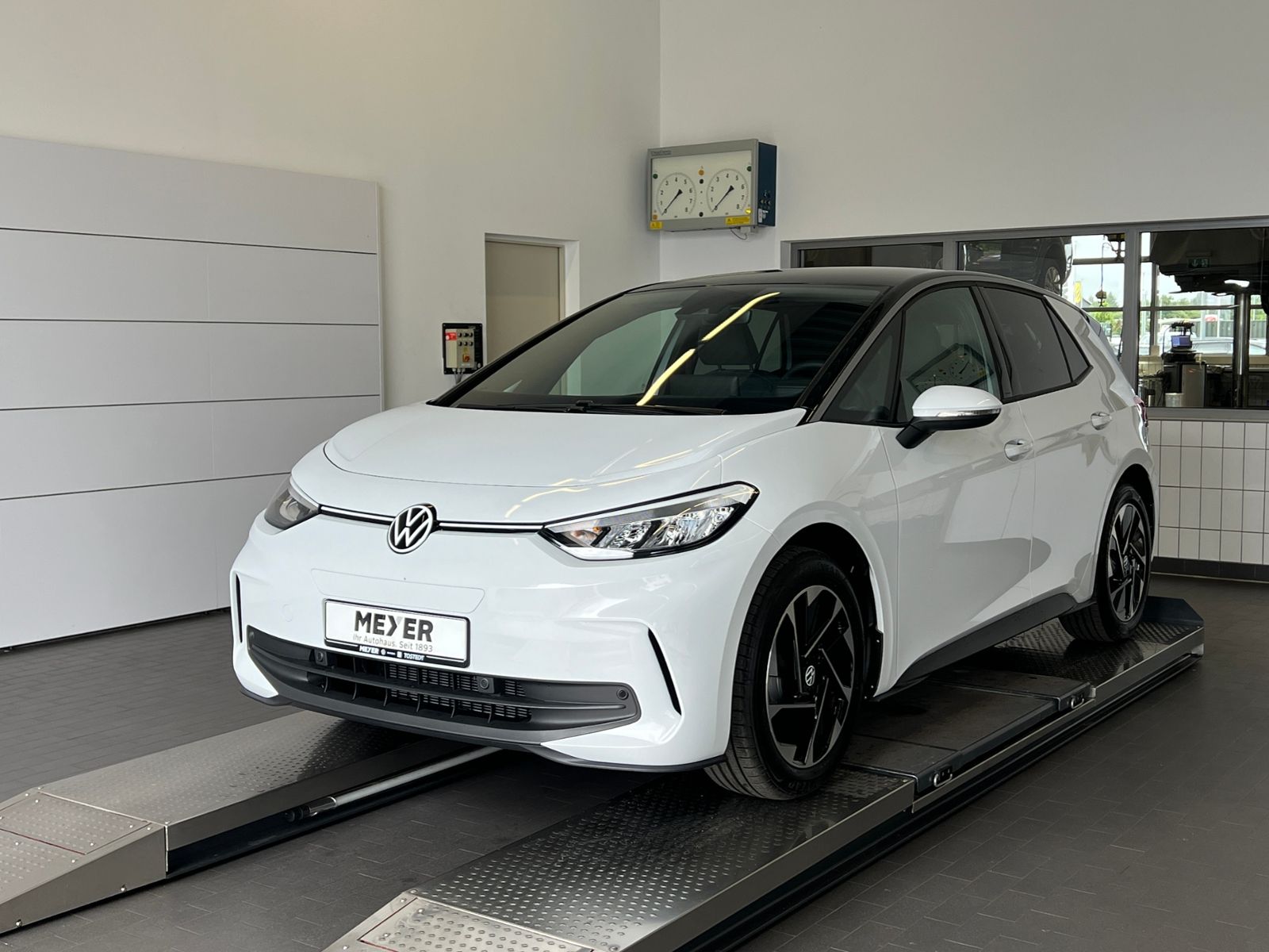 Fahrzeugabbildung Volkswagen ID.3 Pure 52 kWh *Sofort verfügbar, LED, Navi, A