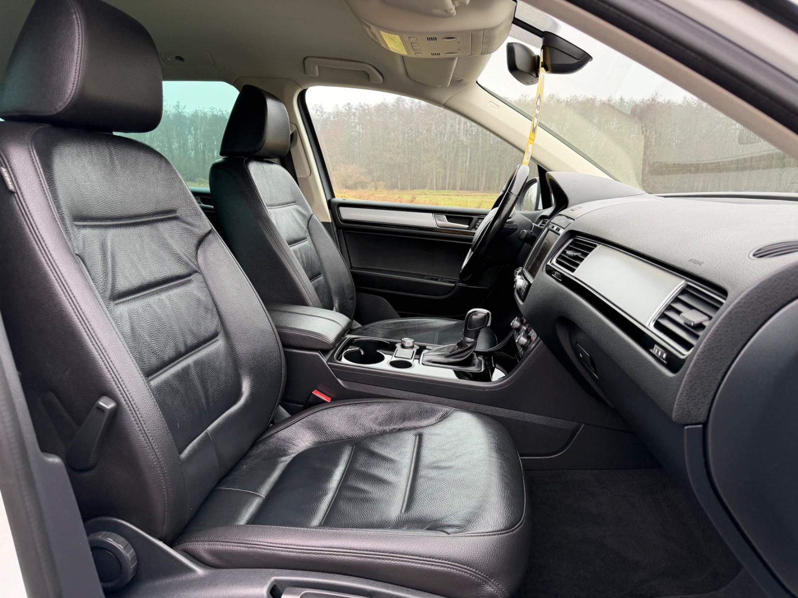 Volkswagen Touareg V6 TDI 4Motion GARATIE SERVIVE  TÜV NEU