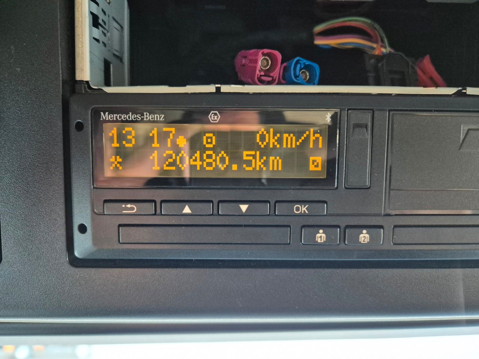 Fahrzeugabbildung Mercedes-Benz Actros 1848 LS Öl-Retarder Standklima BigSpace