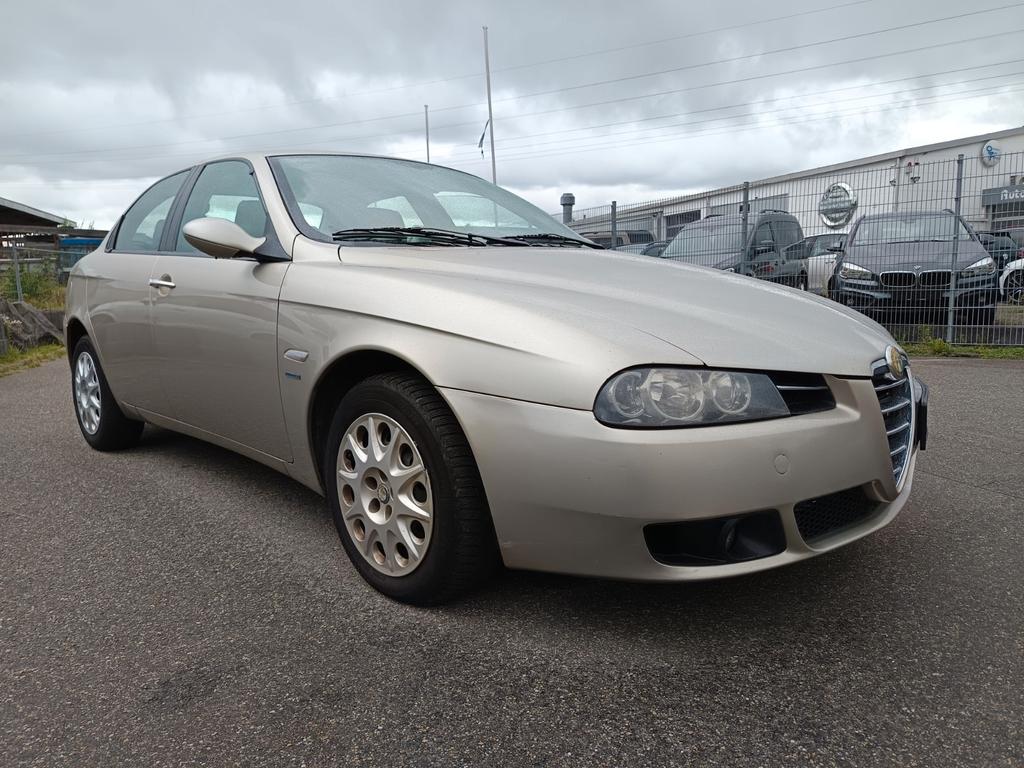 Alfa Romeo 156