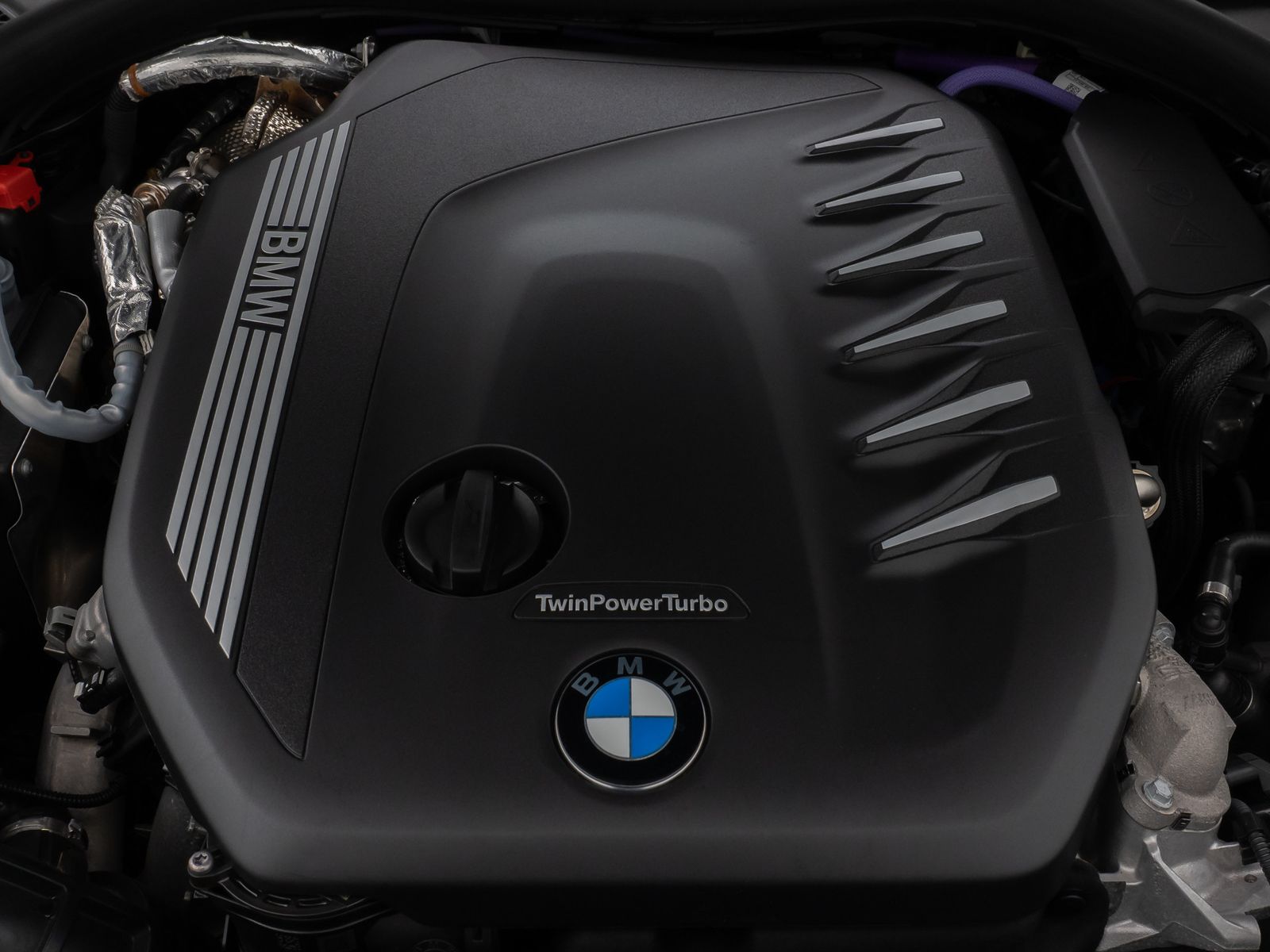 Fahrzeugabbildung BMW 530d M Sportpaket Pro Kamera DAB HiFi Alarm AHK