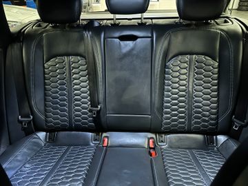 Audi RS4 Avant 2.9 TFSI quattro*HUD*Navi*Klima*SHZ*BT