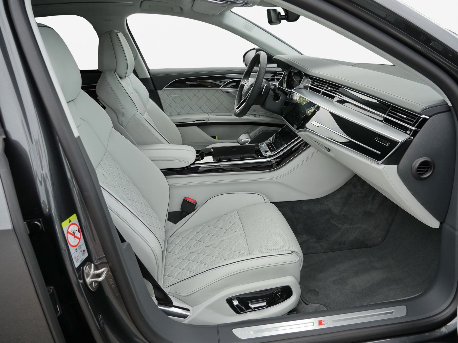 Audi A8 - Bild 4
