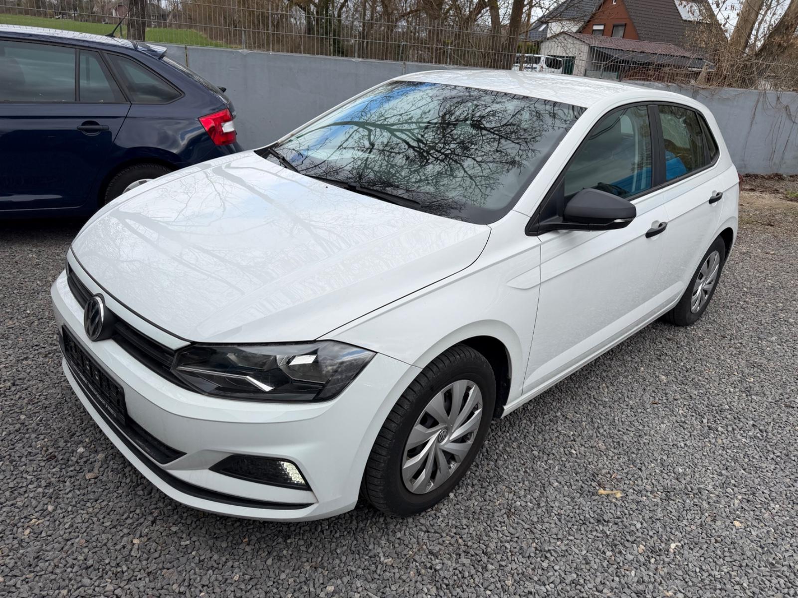 Volkswagen Polo VI Trendline
