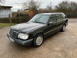 Mercedes-Benz W124T E300 Diesel Kombi - gebrauchte Mercedes-Benz E 300 aus dem Jahr 1995