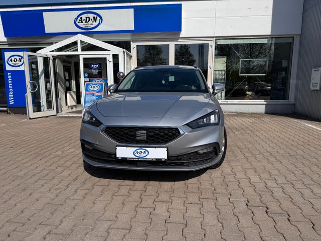 Seat Leon Sportstourer 2.0 TDI Style 1.Hand*8fach