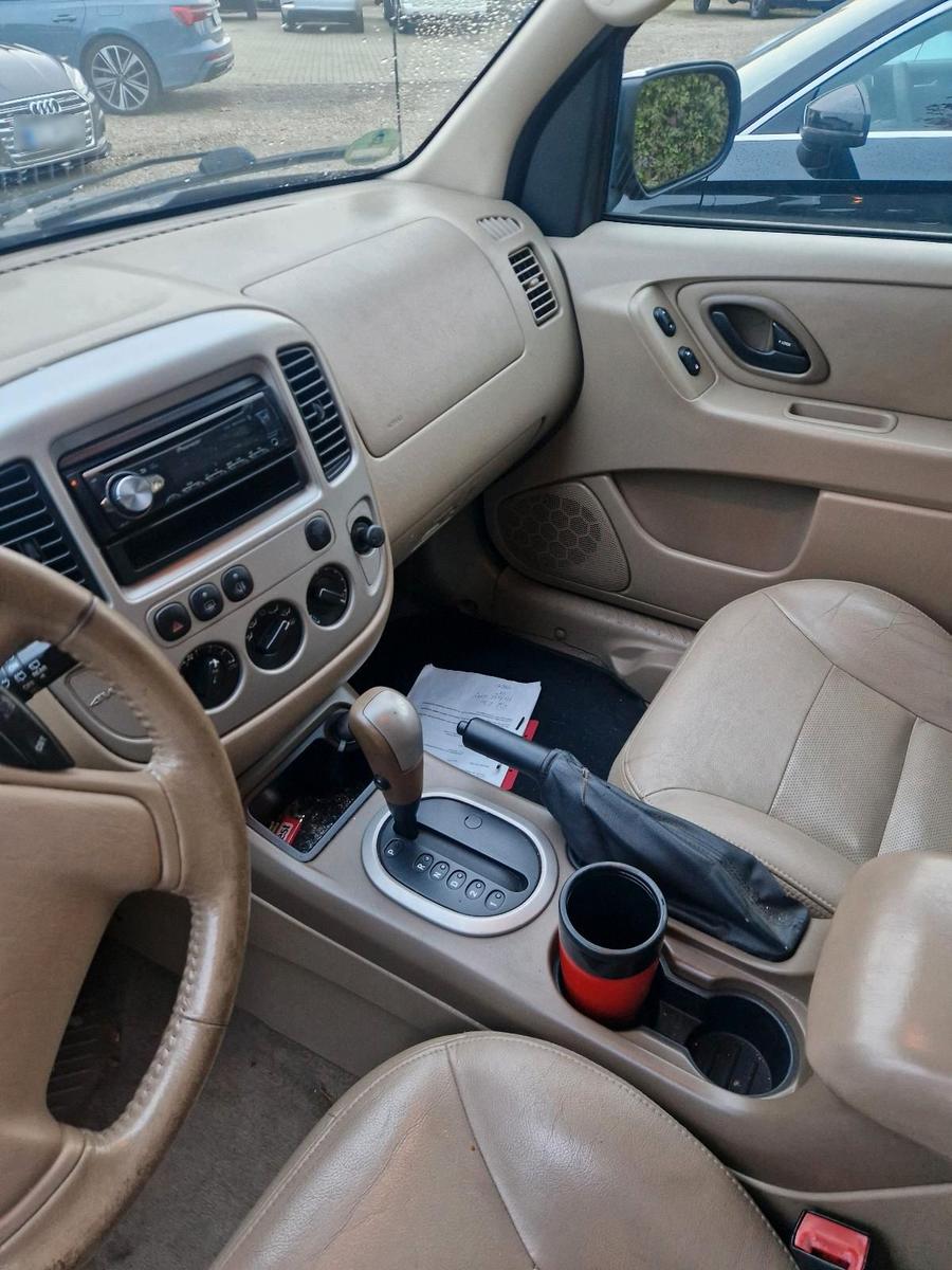 Ford Maverick 2006 — photo 8