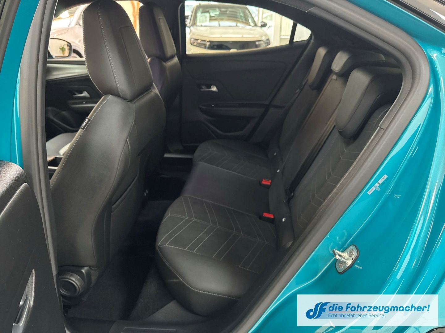 Fahrzeugabbildung Opel Mokka e GS Navi 54kWh Digitales Cockpit LED Ble