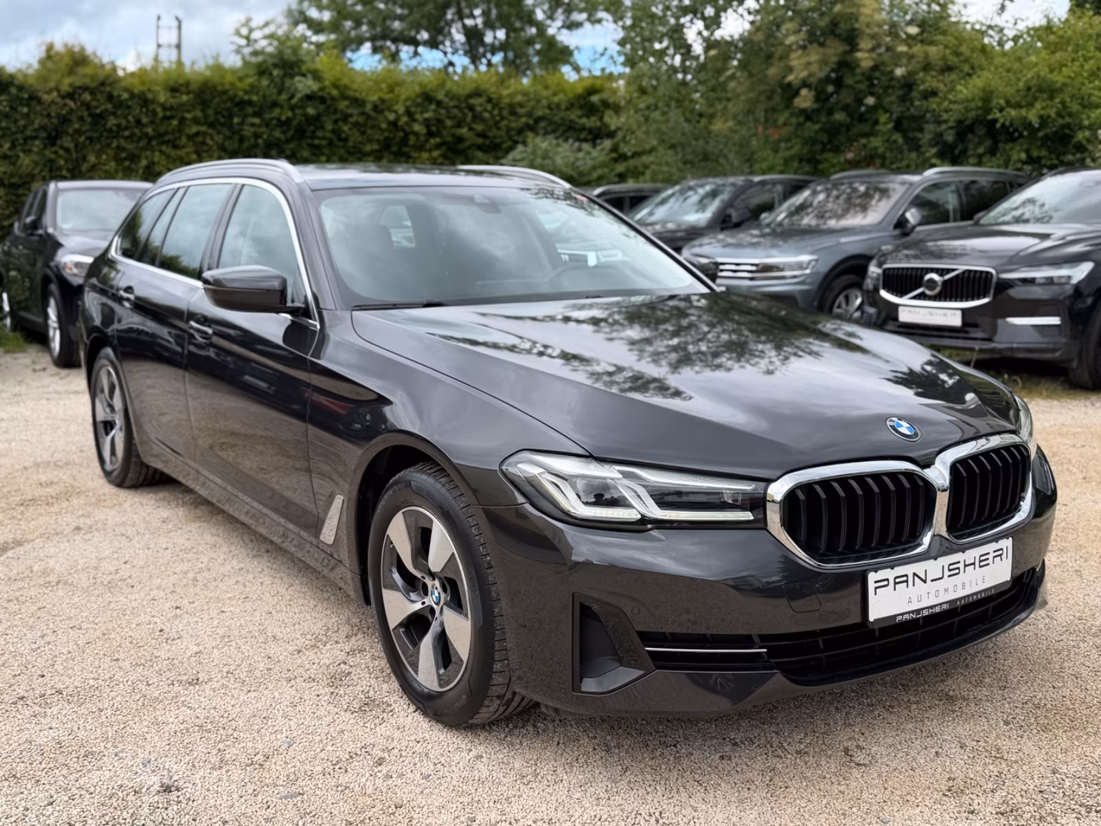 BMW 520d Touring Leder LED Navi 1.Hand Service NEU