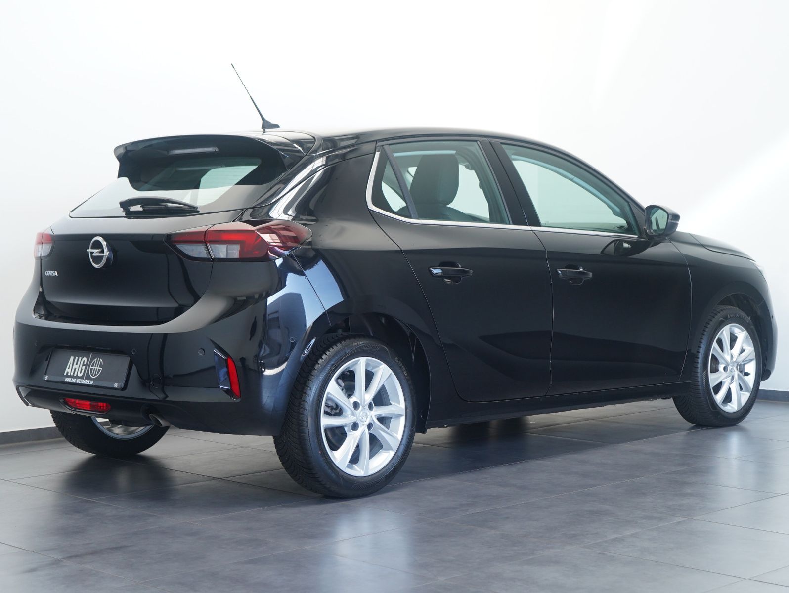 Fahrzeugabbildung Opel Corsa F 1.2 Turbo Elegance DAB/LED/PDC/SHZ