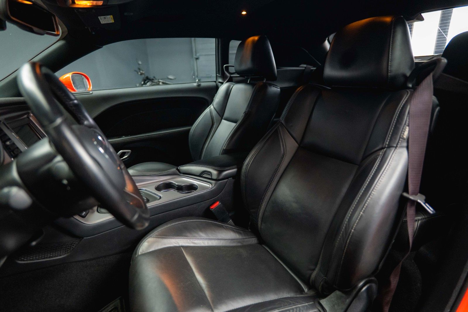 Fahrzeugabbildung Dodge Challenger 3.6 V6 GT SRT Styling *LED*1.Hand*19%