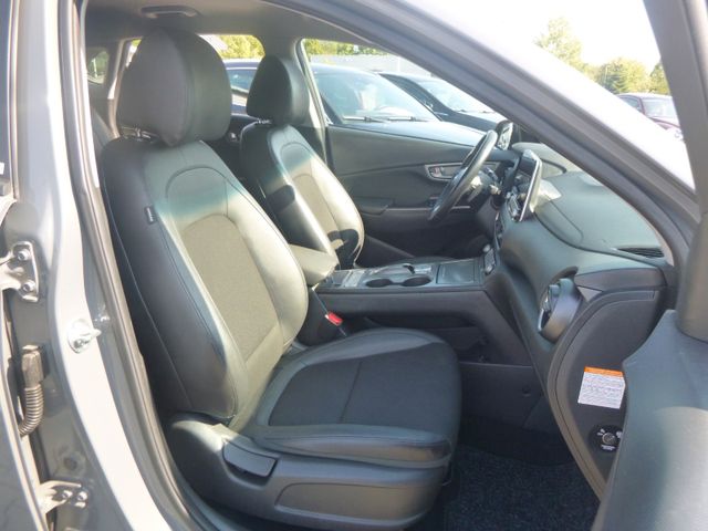 Fahrzeugabbildung Hyundai Kona Style Elektro 2WD >Wärmepumpe/KAM/NAV<