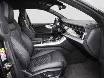 Audi Q8 - 11