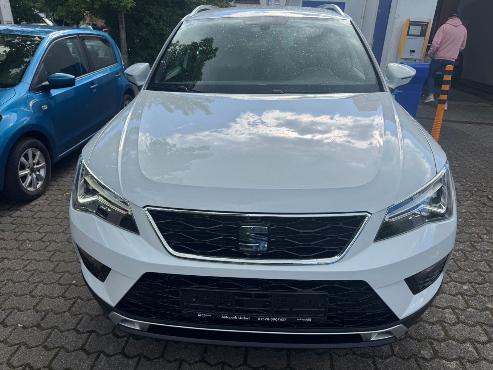 Fahrzeugabbildung SEAT Ateca Xcellence LED+Navi+AHK+Bluetooth