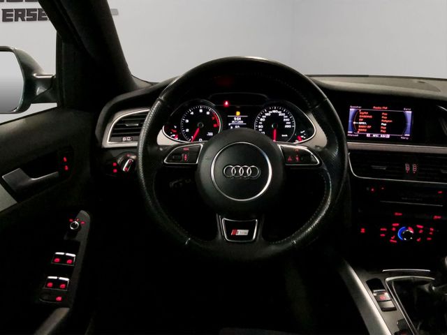 Audi A4 S line Sportpaket-plus quattro Navi PDC19Zoll