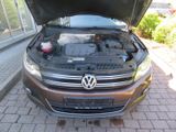 Volkswagen Tiguan Sport &amp Style 2.0 TDI 4-MOTION LEDER P - Volkswagen Tiguan aus 2012 mit Diesel-Antrieb