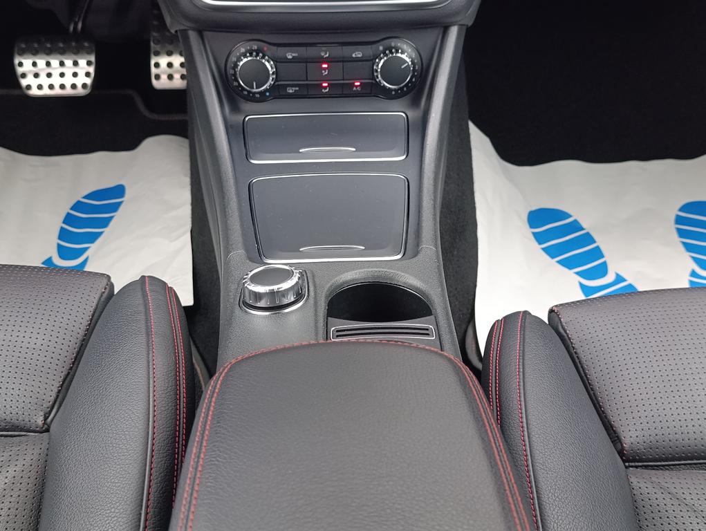 Mercedes-Benz CLA 220