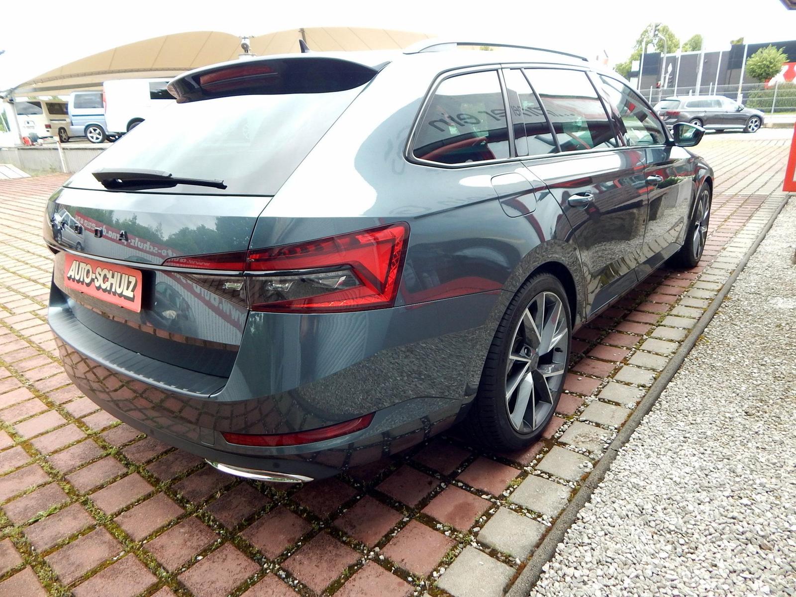 Skoda Superb Combi Sportline STANDHEIZ. MATRIX CANTON