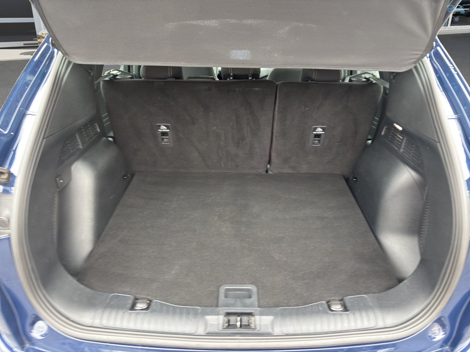 Fahrzeugabbildung Ford Kuga Plug-In Hybrid Cool & Connect