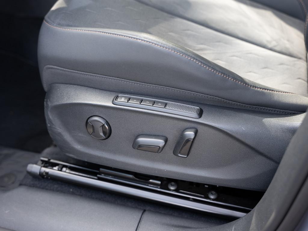 Cupra Terramar 2.0 TSI VZ 4Drive PANO HUD 360° LED ACC
