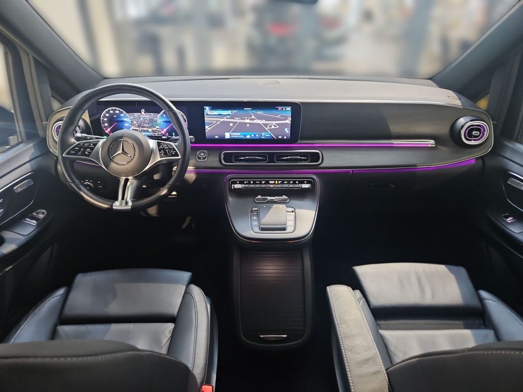 Fahrzeugabbildung Mercedes-Benz V 300 AVG extralang 8 Sitze STHZ AR ele.ST DISTR