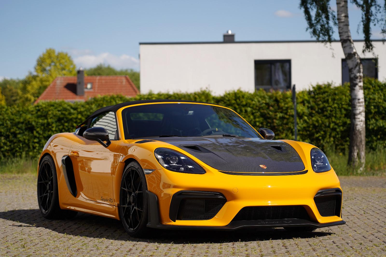 Porsche Spyder RS - PTS signalgelb-Weissach-Lift-neu !