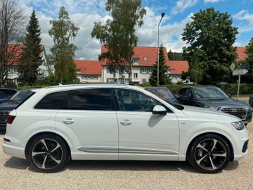 Audi Q7 - 7