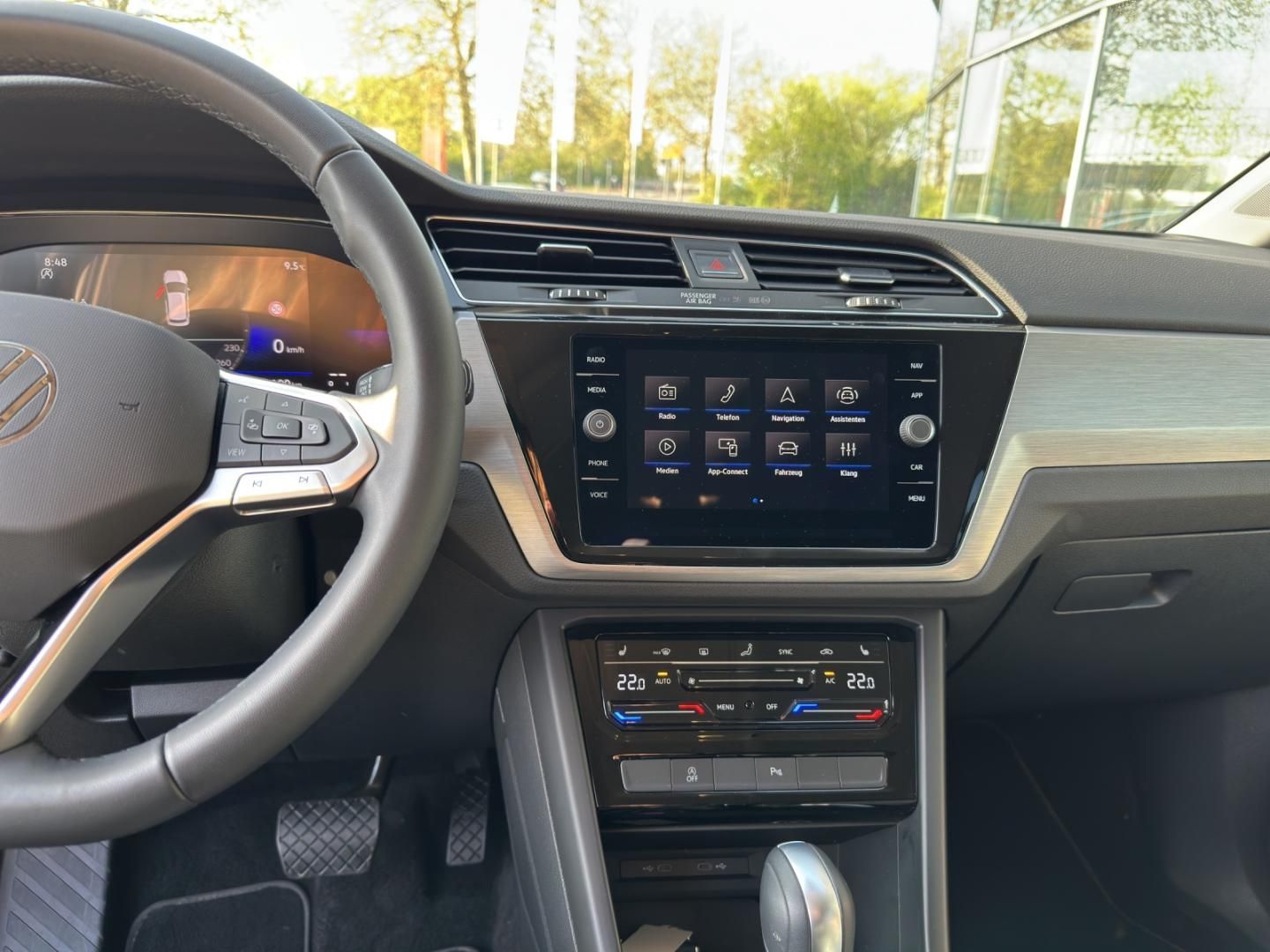 Fahrzeugabbildung Volkswagen Touran Comfortline 1.5 TSI-DSG,7-Sitzer,Rückf.-K