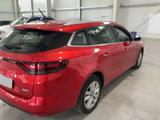 Renault Megane IV Grandtour Business Edition, Plug In - Renault Megane IV