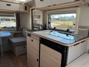 Fahrzeugabbildung HYMER / ERIBA / HYMERCAR Eriba Touring 542 -Urban - Modell 2023
