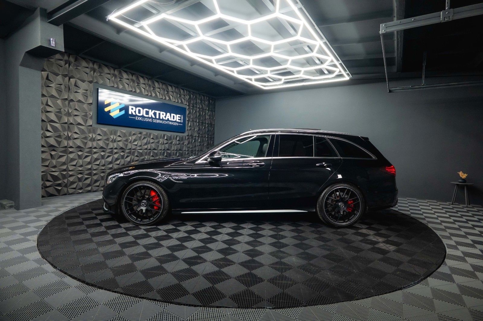Fahrzeugabbildung Mercedes-Benz C 63 S T AMG Performance *Pano*Burmester*LED*