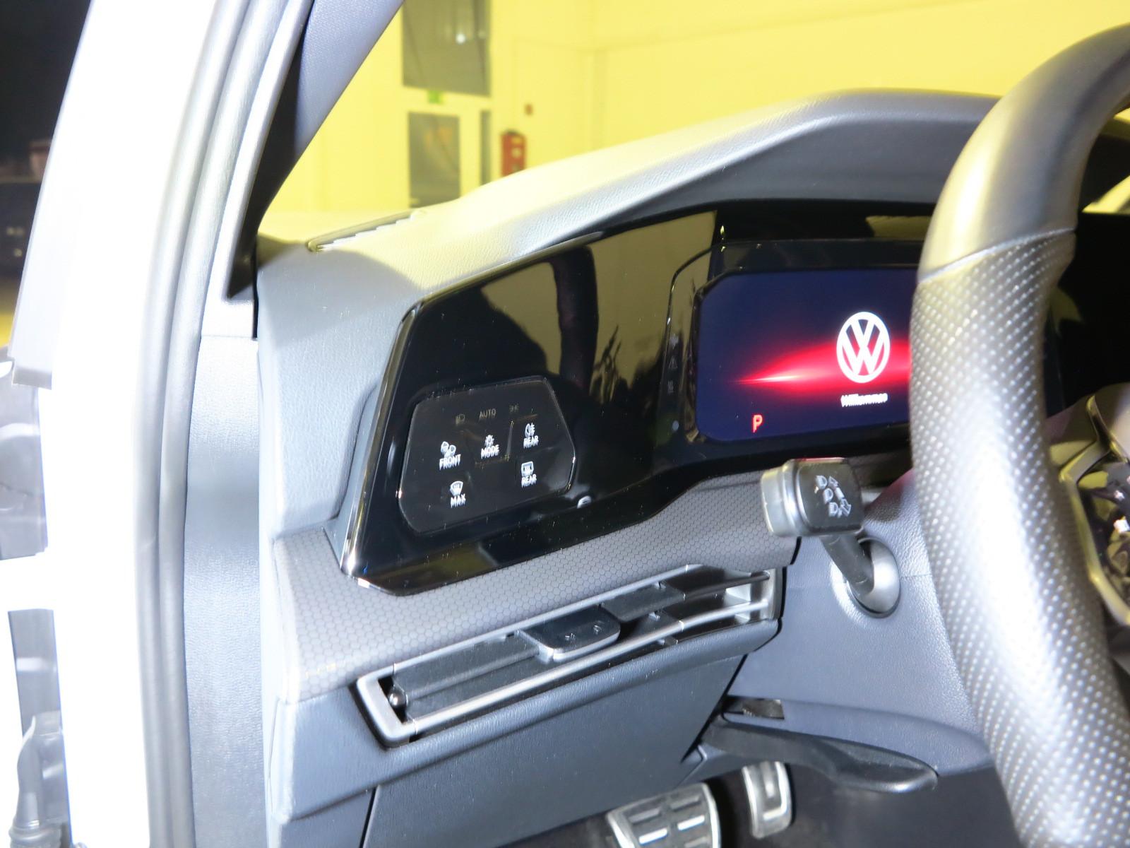 Volkswagen Golf VIII GTI 2.0 TSI OPF DSG7 ACC DAB LM18, миниатюра 23