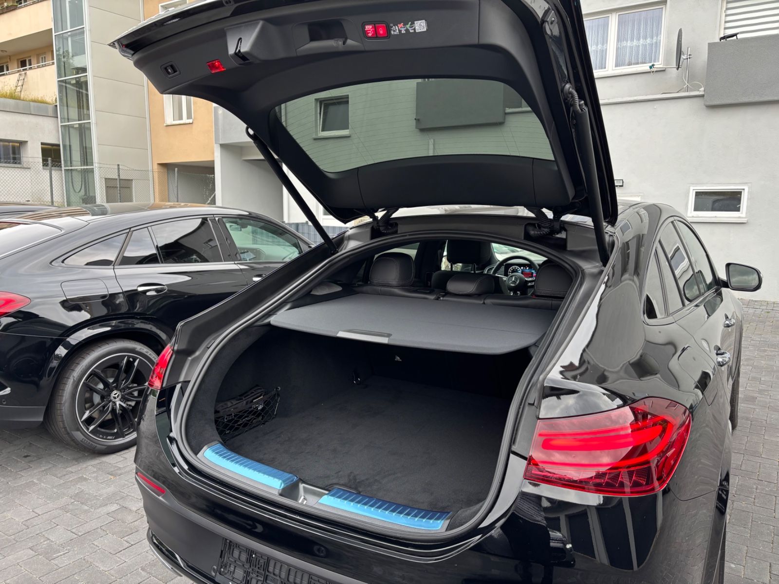 Mercedes-Benz GLE 300d Coupé 4MATIC Softclose HUD Burmes PANO foto 7