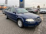 Volkswagen Passat Variant Family Motor & Getriebe OK - Volkswagen Passat Variant aus 2003