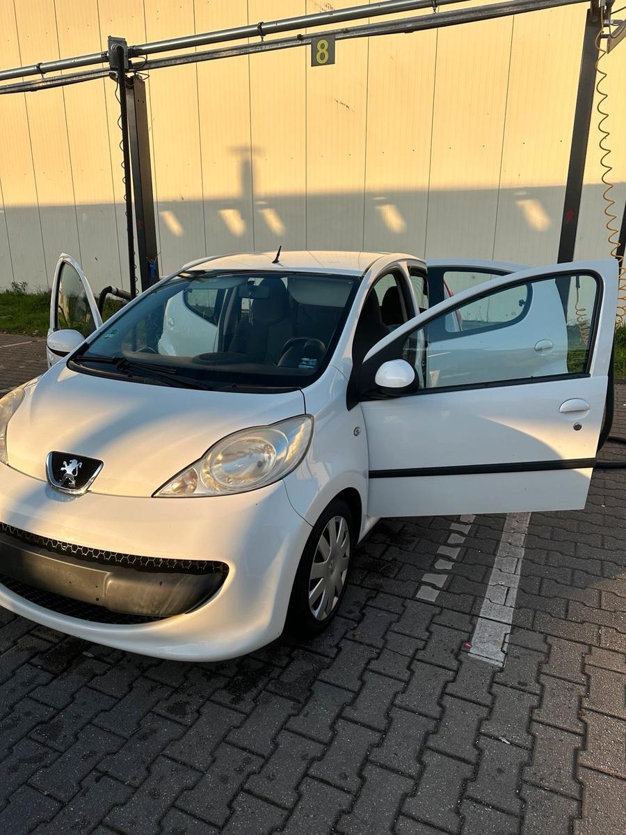 Peugeot 107