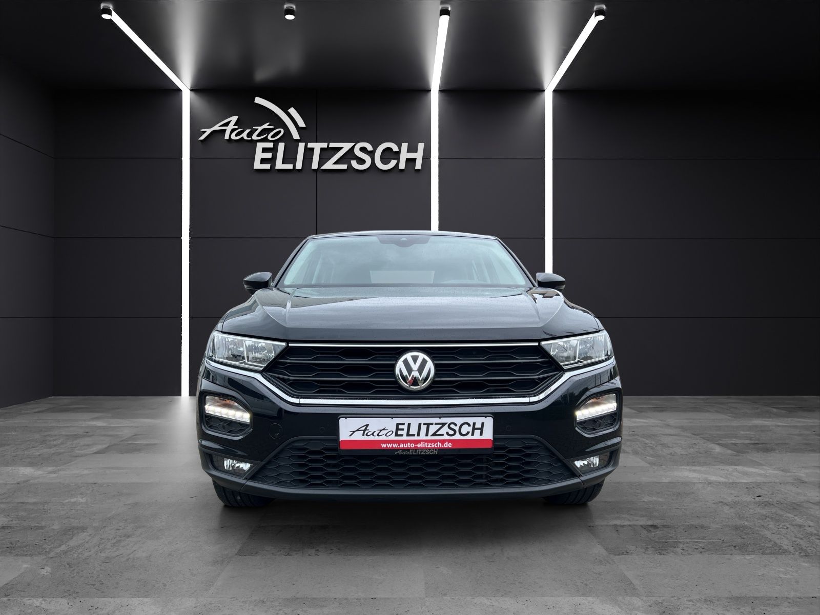 Fahrzeugabbildung Volkswagen T-Roc TDI Basis Navi SHZ SHZ Klima