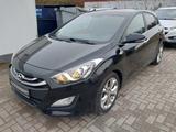 Hyundai i30 FIFA World Cup Edition/Navi/PANO/Garantie - Hyundai i30: Fifa Edition
