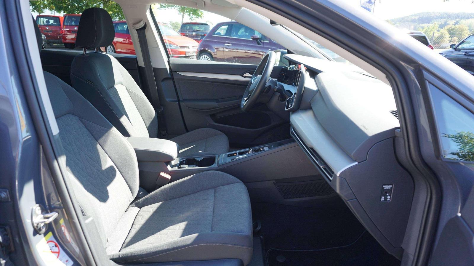 Volkswagen Golf 1.5 eTSI OPF DSG Life Sitzheizung, миниатюра 13