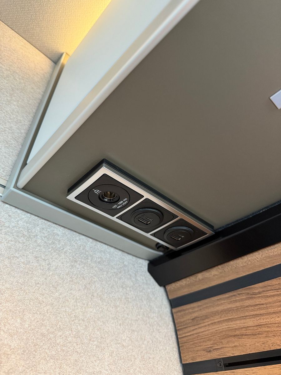 Fahrzeugabbildung HYMER / ERIBA / HYMERCAR Grand Canyon S - MB 600 SD- 4x4- 9.706€ sparen!