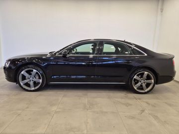 Audi A8 - 3