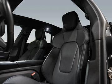 2024 Porsche TAYCAN — миниатюра 11