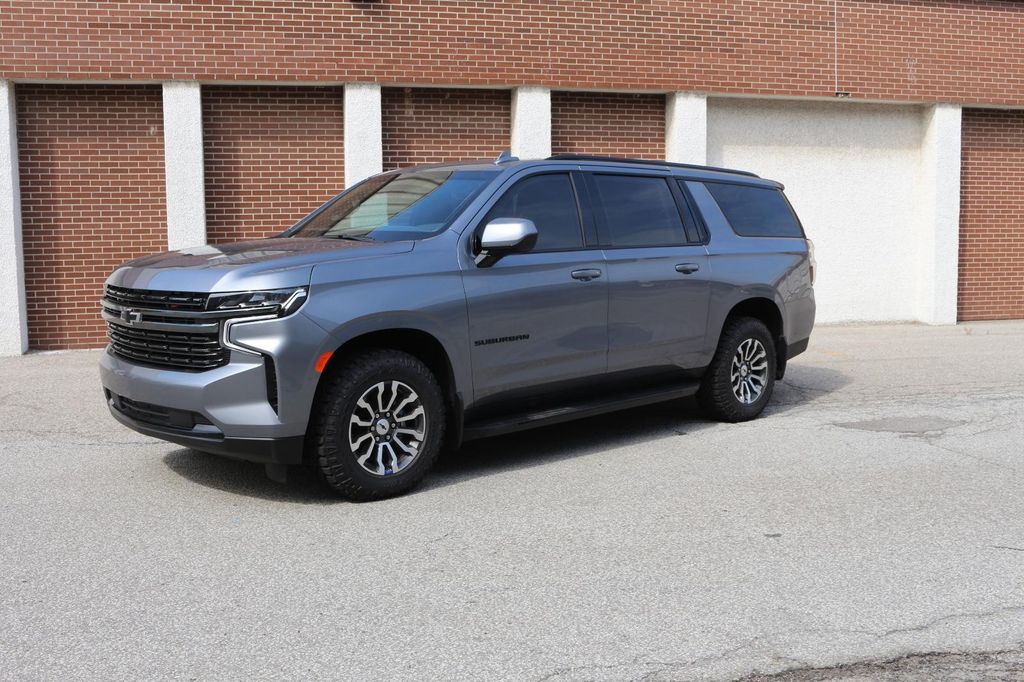 Image of Chevrolet Suburban