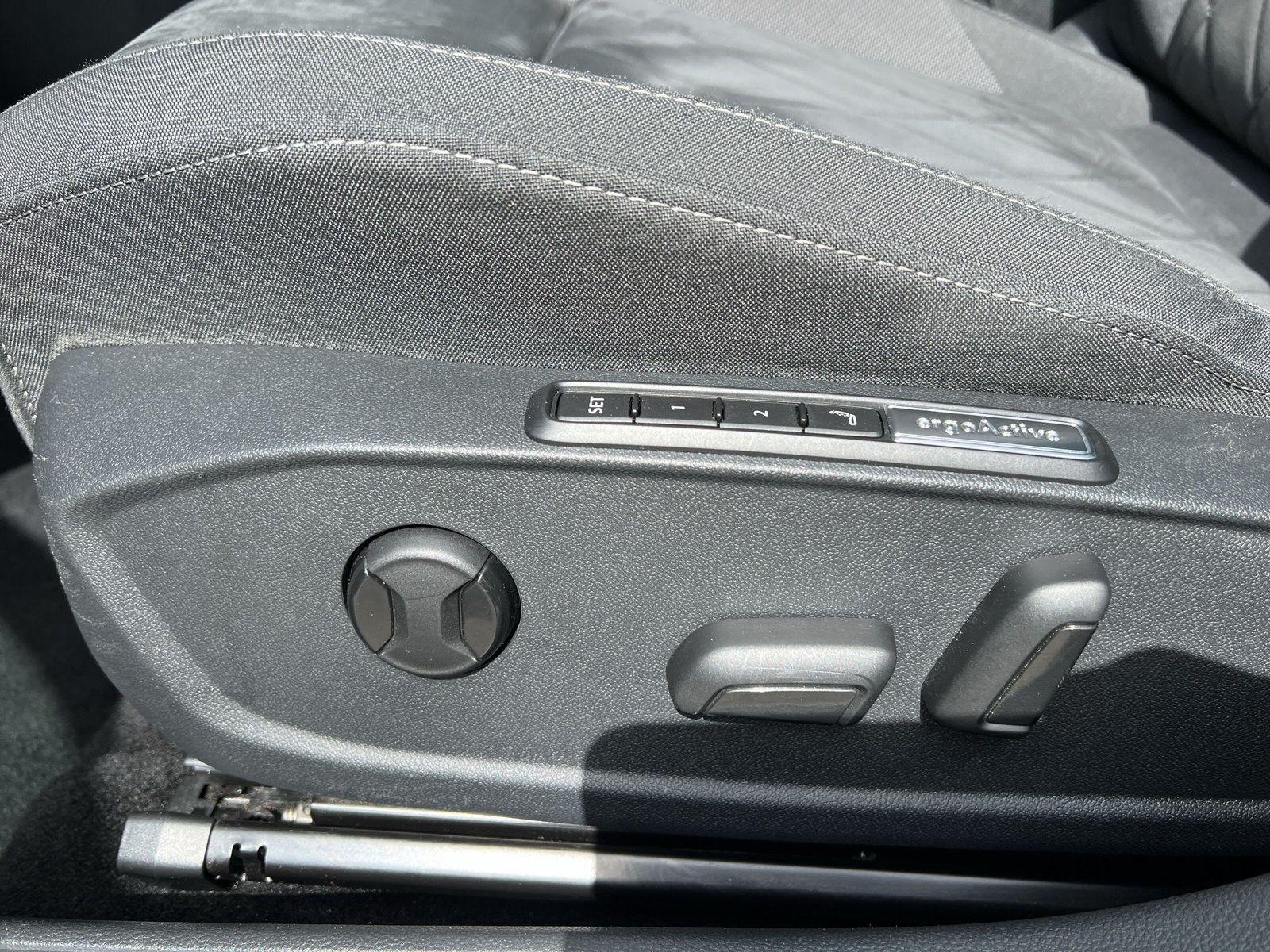 Volkswagen Golf VIII Variant 1.5 TSI Life MATRIX+PANO+NAVI, миниатюра 23